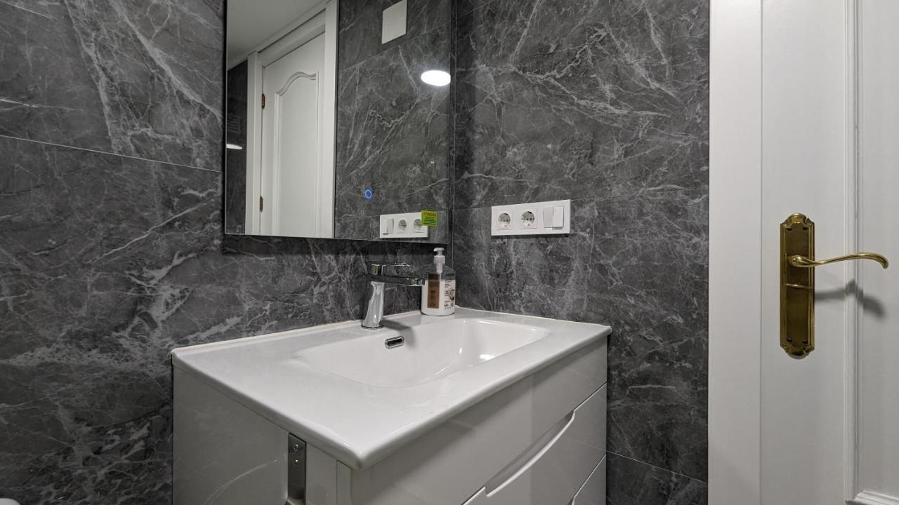 Don Miguel Sea View Apartment Μπένιντορμ Εξωτερικό φωτογραφία